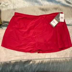 NWT Silhouette Solution Skirt/Skort Swim Bottoms Cranberry Red Size 14